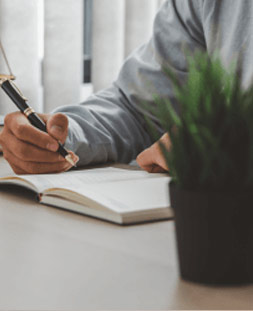 اسامی وکیل های شریعتی