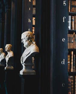 معروف ترین وکیل شریعتی